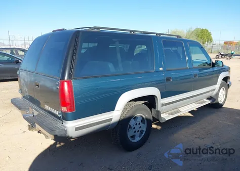 1994 Chevrolet Suburban K1500 from USA, damaged, VIN 1GNFK16K8RJ336772